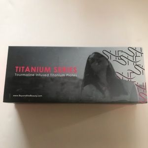 Beyond the Beauty She Titanium Straightener